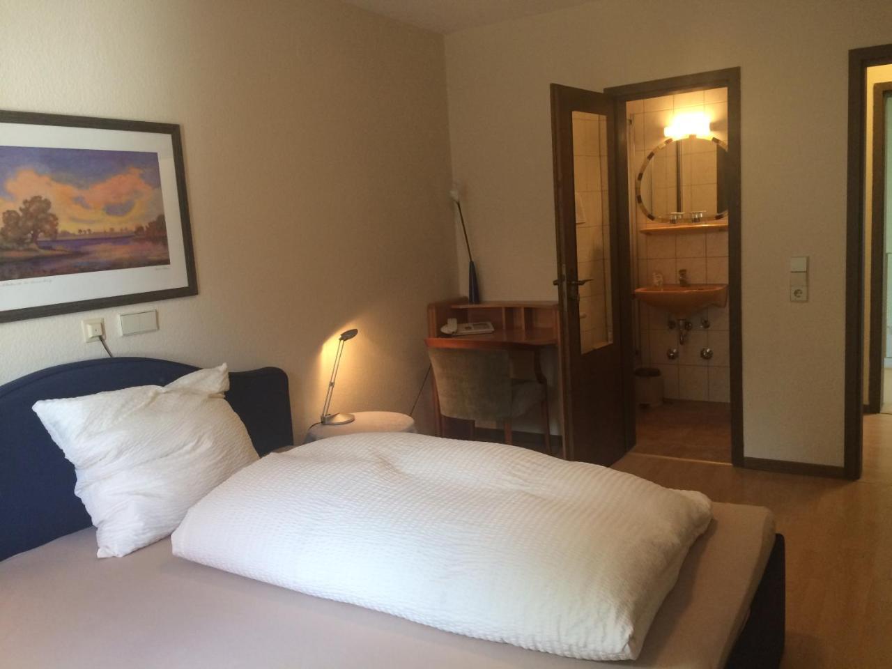 Icc Pfaelzer Hof - Hotel & Seminarhaus Schonau  Dış mekan fotoğraf
